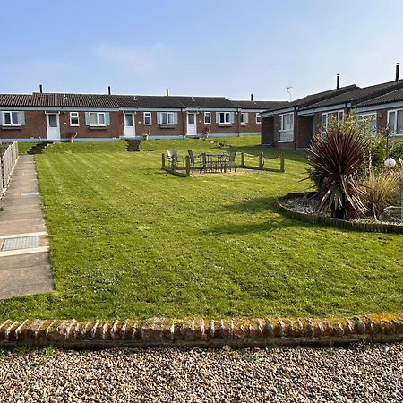 Dog Friendly Beachside Cottage No11 Kessingland With Private Parking Eksteriør billede
